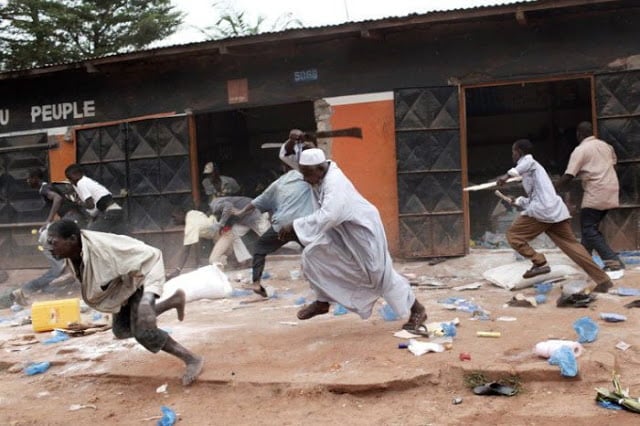 You are currently viewing Suspected Terrorists Kill Scores Of Residents In Fresh Attack On Plateau State Communities