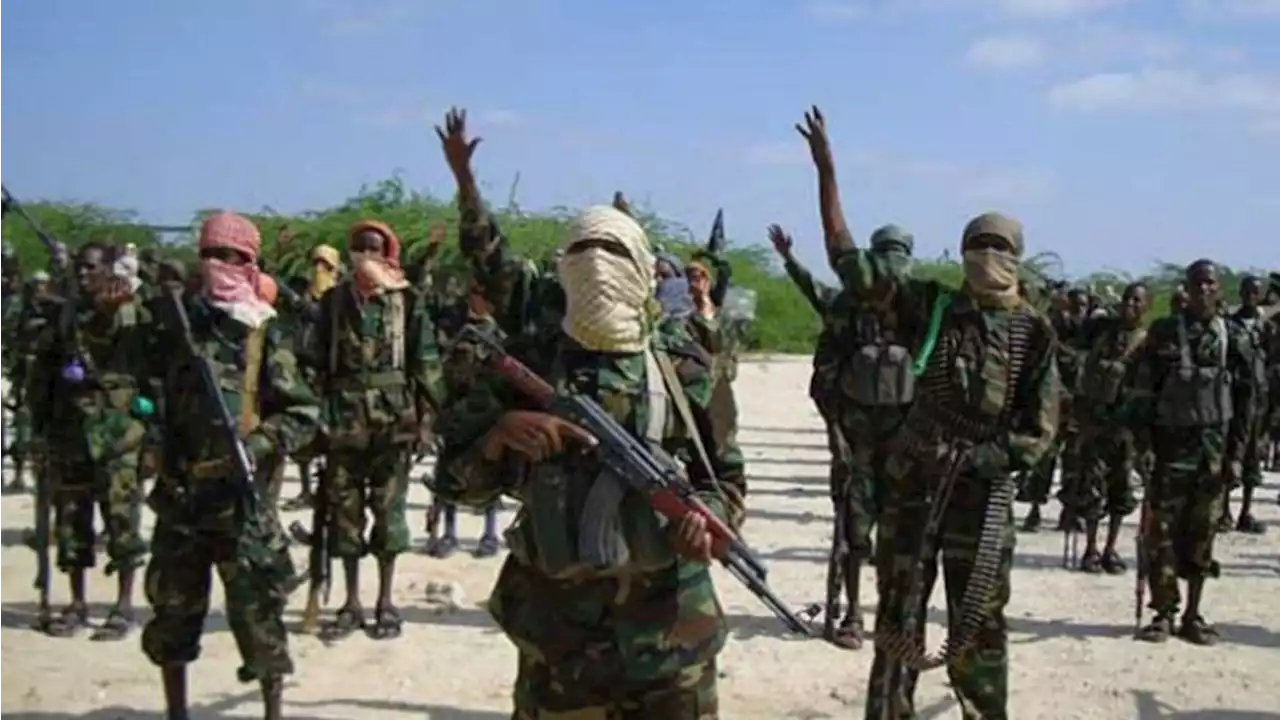 You are currently viewing BREAKING: Gunmen Invade Enugu Community, Kill Palace Secretary, Other, Shut Down Schools, Markets As Residents Flee